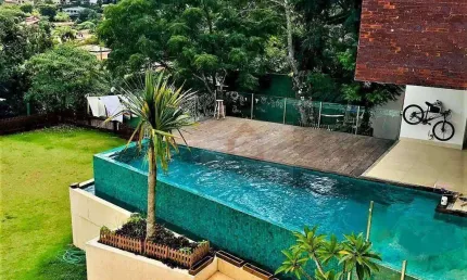 Casa com 4 dormitórios para alugar, 550 m² por R$ 27.000,00/mês - Nova Fazendinha - Carapicuíba/SP