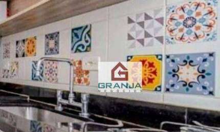 Descubra o lar dos seus sonhos nesta magnífica casa, situada em um condomínio completo que oferece tudo o que sua família merece.