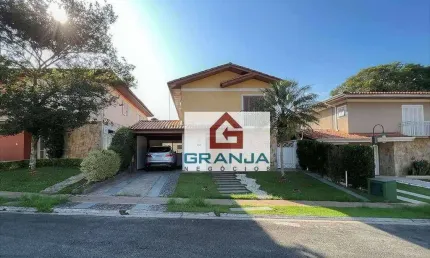 Aconchegante Casa com 4 dormitórios (2 suítes), armários, piscina, clube à venda, 360 m² por R$ 1.500.000 - São Paulo II - Cotia/SP