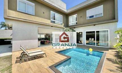 Imóvel Impecável com 4 suítes, varanda gourmet, piscina à venda, 345 m² por R$ 3.950.000 - Chácara dos Lagos - Carapicuíba/SP