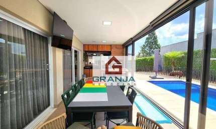 Imóvel com 3 suítes climatizadas, piscina, área gourmet à venda, 303 m² por R$ 3.400.000 - Granja Viana – Chácara dos Lagos - Carapicuíba/SP