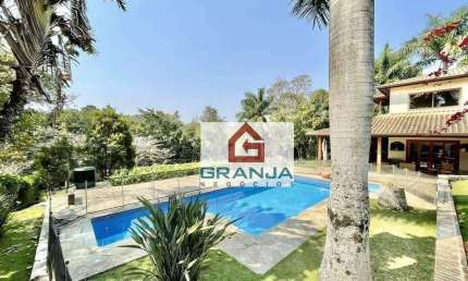 Fazendinha - 4sts, lareira, varanda gourmet, piscina e campinho! 540 m² por R$ 2.500.000 - Chácara Vale do Rio Cotia - Carapicuíba/SP