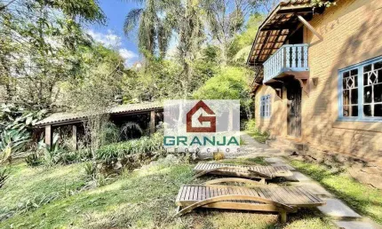 Casa rústica, 90% térrea. lareira, gazebo! 440 m² - venda por R$ 1.600.000 ou aluguel por R$ 15.358/mês - Vila Real Moinho Velho - Embu das Artes/SP