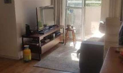 **Apartamento de 54m² com Lazer Completo no Km 21 Sentido SP!**