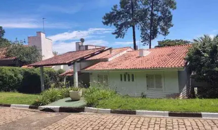 Casa com 3 dormitórios à venda, 237 m² por R$ 1.300.000,00 - Granja Viana - Carapicuíba/SP