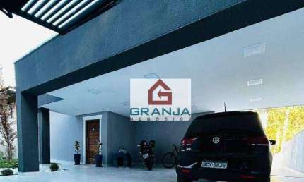 Lindo Imóvel com piscina, churrasqueira, suítes, muito verde! à venda, 250 m² por R$ 1.480.000 - Gramado - Cotia/SP