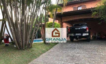 Linda Casa com 4 dorms/3 suítes, repleta de armários à venda, 360 m² por R$ 850.000 - Jardim Bolívia - Jandira/SP