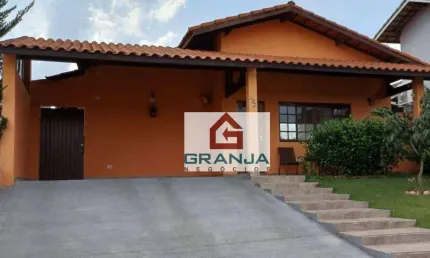 Maravilhosa Casa Térrea com 3dorms/1sts, churrasqueira, piscina, climatizada! venda, 180 m² por R$ 840.000 - Granja Cristiana - Vargem Grande Paulista