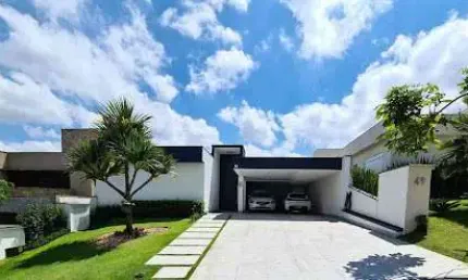 Oportunidade única no Condomínio Vintage – Casa Térrea com 400m² de jardim privativo!