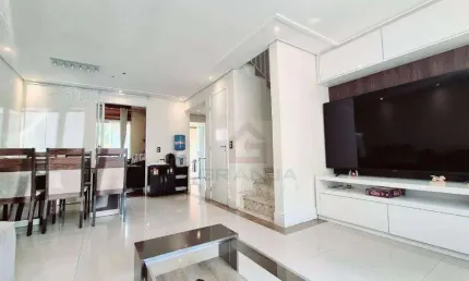 Casa contemporânea com quintal privativo de mais de 70 m²!
