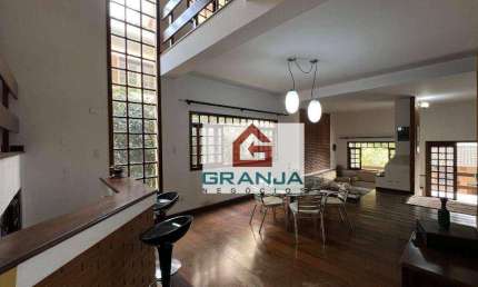 Magnífica casa com 3 suítes no San Diego Park - Aluguel por 7.500 - Granja Viana/SP