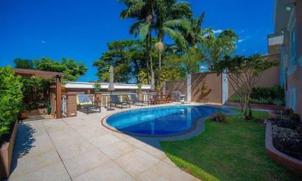 Casa contemporânea com 4 suítes, piscina à venda, 385 m² por r$ 2.200.000 - vila santo antônio - cotia/sp