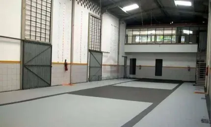 Galpão industrial para locação – 470 m² – cotia/sp  - aluguel: r$ 12.900/mês