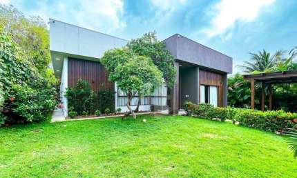 Casa de Alto Padrão à Venda no Condomínio Quinta das Lagoas – Itacimirim | 6 Suítes | Piscina | 1.000m² de Terreno!
