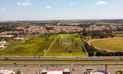 TERRENO A VENDA EM CAMPINAS / SP COM 60.000M² - 128m de frente para a Rodovia Anhanguera. Localização nobre ao lado do Jockey Club.