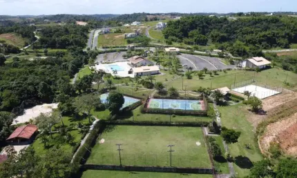 Fazenda Real - Simões Filho. Condomínio Fazenda. Lote com 731m² - Plano.