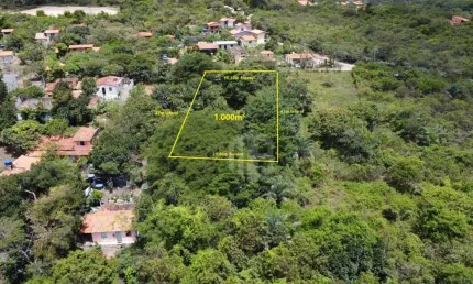 Terreno de 1.000m² à Venda no Vale do Capão – Palmeiras, Chapada Diamantina | Vista para o Morro Branco | Próximo à Vila e ao Rio Preto.