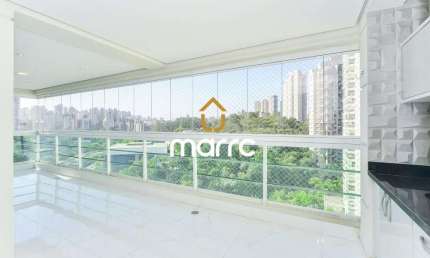 Apartamento de Iluminado no Condomínio Ventana - Panamby