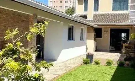 Sobrado com 3 dormitórios à venda, 208 m² por r$ 875.000,00 - tingui - curitiba/pr