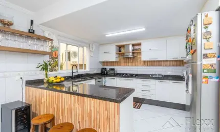 Casa com 3 quartos à venda na Rua José Giraldi, 547, Cajuru, Curitiba