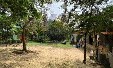 Chácara para Venda em Salto, Convívio Reconquista, 2 dormitórios, 2 banheiros, 5 vagas