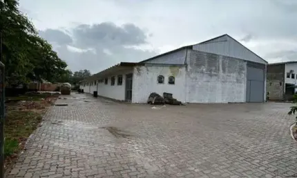 Galpão para Locação em Salto, Distrito Industrial II, 2 banheiros