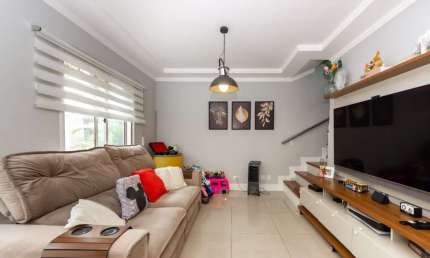 Casa em condomínio para venda com 3 quartos, sendo 1 suíte, 113m²