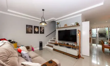 Casa em condomínio para venda com 3 quartos, sendo 1 suíte, 113m²