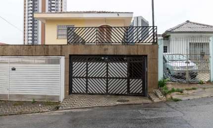 Sobrado para venda em Vila Firmiano Pinto com 3 quartos, sendo 2 suítes, 240m²