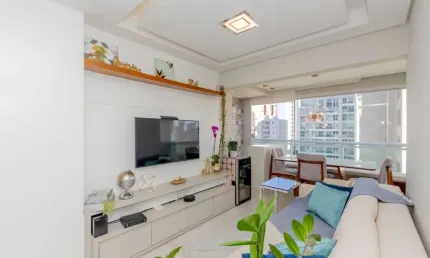 Apartamento tipo para venda em Aclimação com 2 quartos, sendo 1 suíte, 74m²