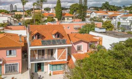 Casa tipo para venda em Planalto Paulista com 4 quartos, sendo 2 suítes, 317m²