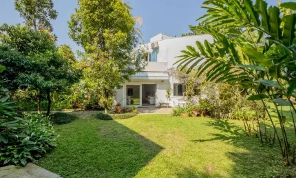 Casa tipo para venda em Real Parque com 4 quartos, sendo 2 suítes, 295m²