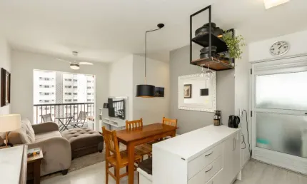 Apartamento tipo para venda em Vila Anastácio com 2 quartos, 48m²