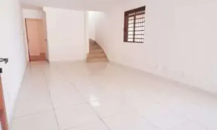 Casa tipo para venda em Vila Gertrudes com 5 quartos, sendo 2 suítes, 120m²