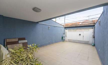 Sobrado para venda com 3 quartos, sendo 3 suítes, 156m²
