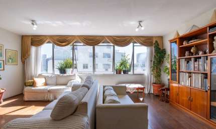 Apartamento tipo para venda com 3 quartos, sendo 1 suíte, 132m²