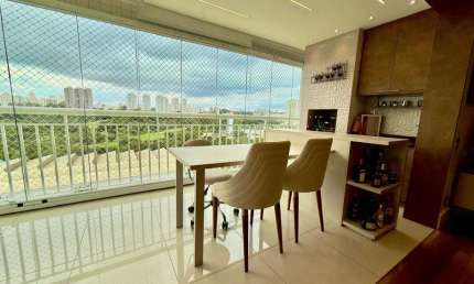 Apartamento tipo para venda com 2 quartos, sendo 2 suítes, 98m²