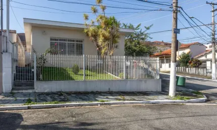 Casa tipo para venda em Planalto Paulista com 3 quartos, sendo 1 suíte, 180m²