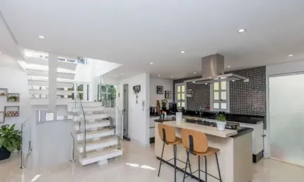 Casa no condomínio residencial villaggio di lucca para venda com 3 quartos, sendo 1 suíte, 210m²