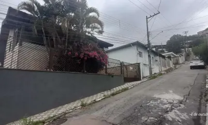 Casa tipo para venda em serpa com 4 quartos, sendo 2 suítes, 345m²