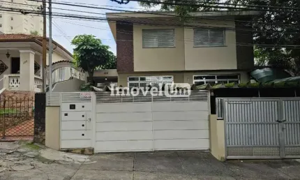 Casa com 3 quartos para alugar na Rua Tonelero, Vila Ipojuca, São Paulo