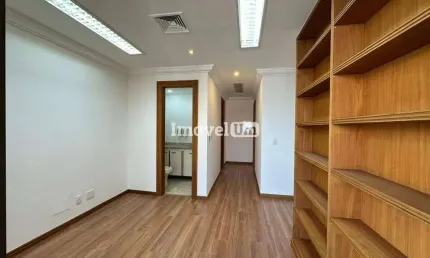 Apartamento Comercial para venda com 2 quartos em Itaim Bibi com 65m²