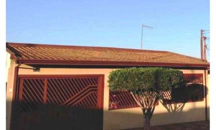 Casa à venda, 4 quartos, 3 vagas, Parque das Árvores - Araras/SP