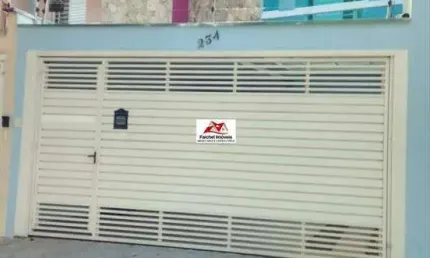 Lindo sobrado com 3 dorm., 1 suíte, sala , sacada, terraço gourmet, 2 vagas, vista livre para praça, ótima localização, perto ao metro V. Matilde/SP