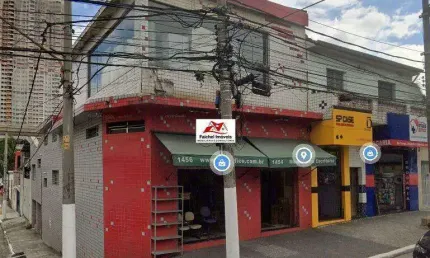 Loja comercial de 450m²com 3 andares, em torno de 5 banheiros, estacionamento para 02 automóveis por 2.700.000,00 - V. Ema/SP