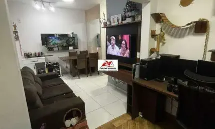 Apartamento de 48m² com 2 dorm., sala para 2 ambientes com sacada, cozinha com lavanderia e 1 vaga, sem elevador por 450.000,00 - V. Prudente/SP
