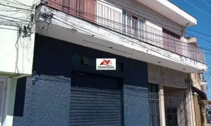 Imóvel de 360m² construído, largura 10m, na frente comércio e lateral residencial com várias moradias. Ótimo para renda por 1.385.000,00-V. Carrão/SP