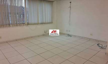 Sobreloja de 90m² com 2 salas e 2 banheiros, esquina com a Rua Antonio de Barros por 3.000,00/mês - Tatuapé/SP