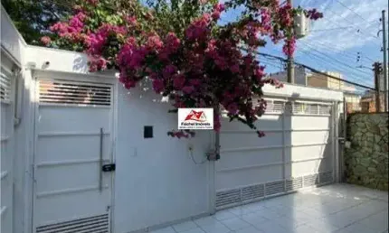 Casa com 3 quartos à venda na Rua Rogério Giorgi, Vila Carrão, São Paulo