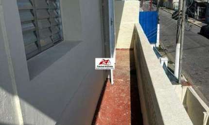 Assobradado individual para locação Na Vila Invernada!!